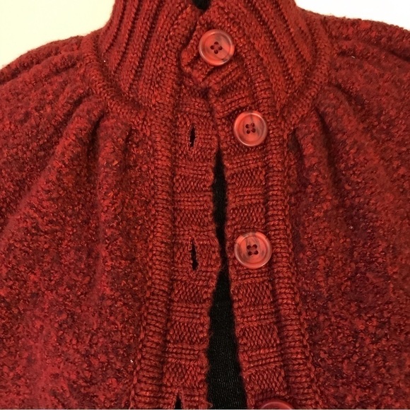 Moda International women’s cardigan sweater, size small.  Cranberry coloured. - Picture 2 of 6